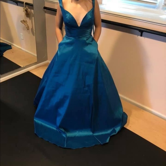 Mac Duggal gown - Picture 2 of 2